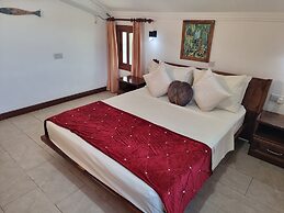 The Drake Seaside Apartment