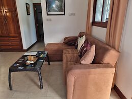 The Drake Seaside Apartment