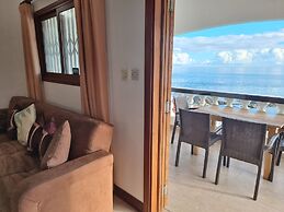 The Drake Seaside Apartment