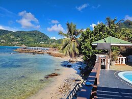 The Drake Seaside Apartment