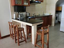 The Drake Seaside Apartment