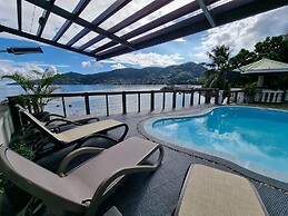 The Drake Seaside Apartment