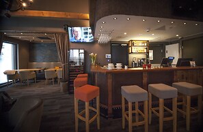 Hotel Aateli Hillside