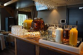 Hotel Aateli Hillside