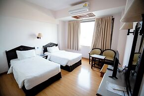 Phrae Nakara Hotel