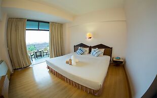 Phrae Nakara Hotel