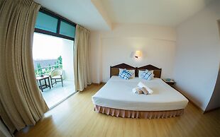 Phrae Nakara Hotel
