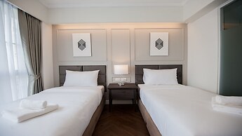 B2 Riverside Premier Hotel