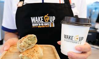 B2 Riverside Premier Hotel