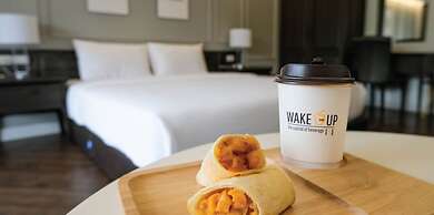 B2 Riverside Premier Hotel