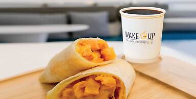 B2 Riverside Premier Hotel