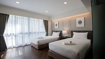 B2 Riverside Premier Hotel