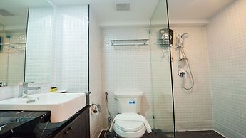 B2 Riverside Premier Hotel