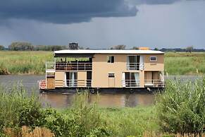 Delta Belle Boathouse