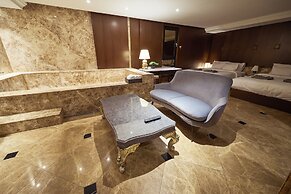 Cullinan Hotel and Spa