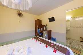 Bougain Villeas Homestay