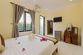 Bougain Villeas Homestay