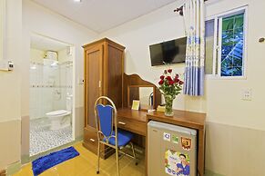 Bougain Villeas Homestay