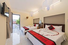 Bougain Villeas Homestay