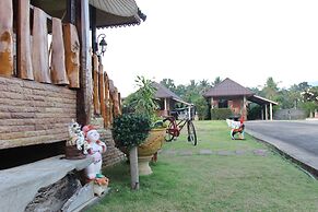 Phupha Inn Resort