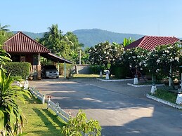 Phupha Inn Resort