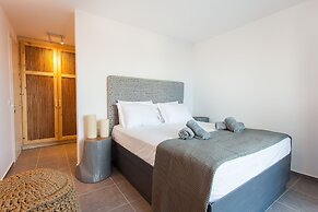 Myconian Platinum Villas