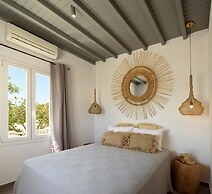 Myconian Platinum Villas