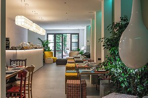 ARCO VECCHIO URBAN SUITE by EPOCA COLLECTION