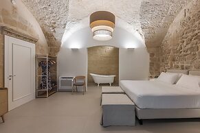 ARCO VECCHIO URBAN SUITE by EPOCA COLLECTION