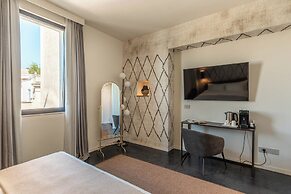 ARCO VECCHIO URBAN SUITE by EPOCA COLLECTION