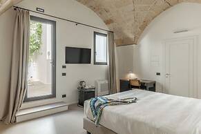 ARCO VECCHIO URBAN SUITE by EPOCA COLLECTION