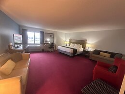 Pictured Rocks Inn & Suites