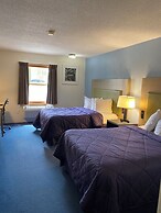 Pictured Rocks Inn & Suites
