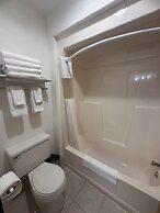 Pictured Rocks Inn & Suites