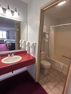 Pictured Rocks Inn & Suites