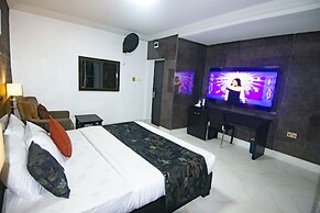 Newland Luxury Apartments