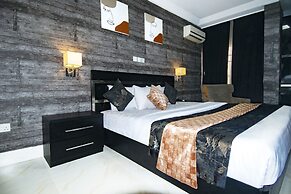 Newland Luxury Apartments