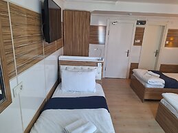 Dilmac Hotel