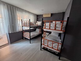 Dilmac Hotel