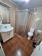 Dilmac Hotel