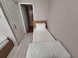 Dilmac Hotel