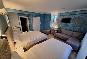 Dilmac Hotel