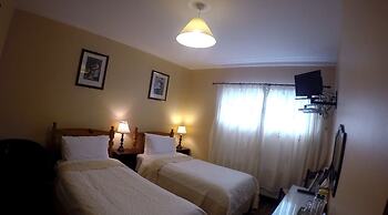 Castleview Golf Course B&B