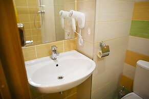 Portal Hostel and Hotel