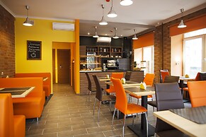 Portal Hostel and Hotel