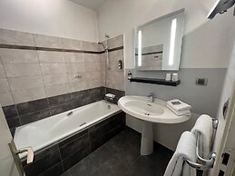 Logis Hotel-Restaurant Saint Romain