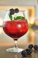 AC Hotel by Marriott Seattle Bellevue/Downtown