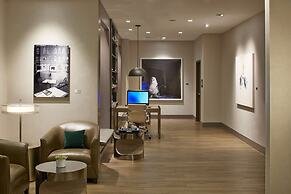 AC Hotel by Marriott Seattle Bellevue/Downtown