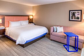 Hampton Inn & Suites Wixom