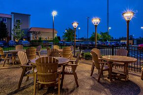 Hampton Inn & Suites Wixom